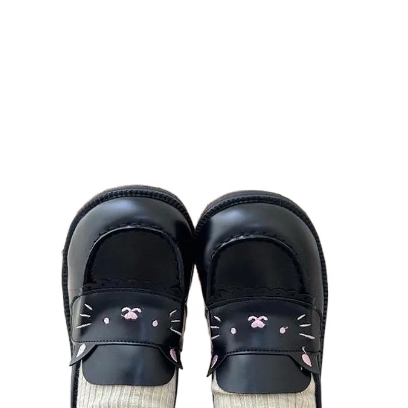 Moteriški loaferiai su apvalia nosimi, PU viršus, stora kulnas, kulno aukštis 3–5 cm