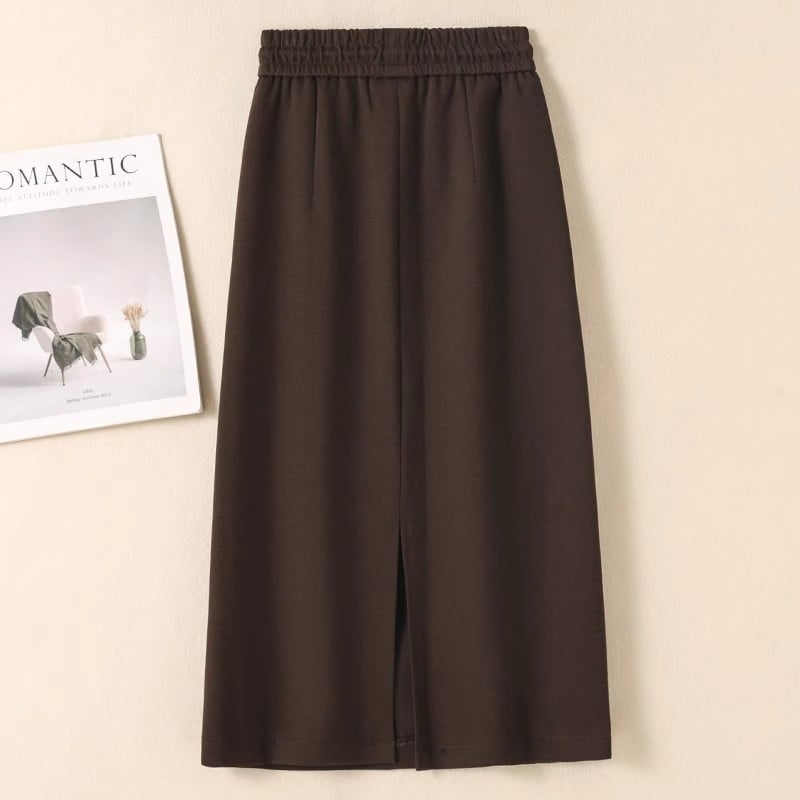 Γυναικεία φούστα φούτερ σε plus size, με ελαστική μέση και κορδόνι, ίσιο κόψιμο, μεσαίου μήκους, κομψό στυλ