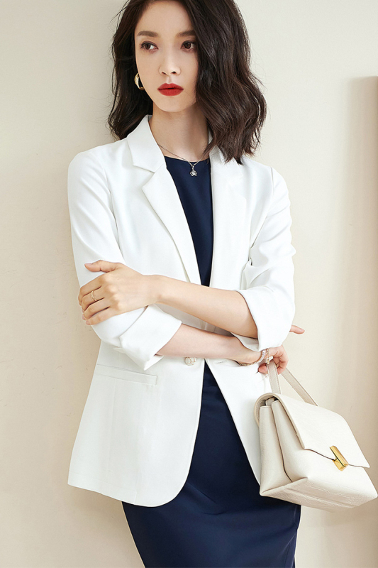 Sacou blazer dama, nasture unic, croială slim-fit, rever clasic, mâneci 3/4, poliester elastan