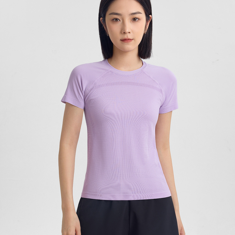 Moteriškas greitai džiūstantis trumpų rankovių sportinis marškinėlis, slim-fit, jogai ir bėgimui, audinys: nailonas/cheminių pluoštų mišinys