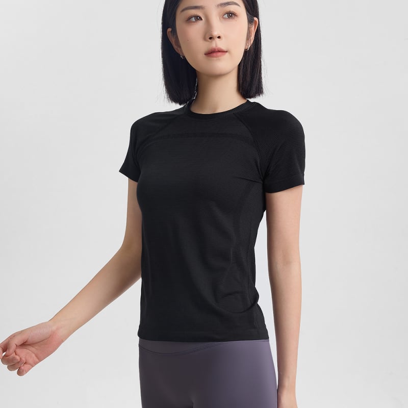 Moteriškas greitai džiūstantis trumpų rankovių sportinis marškinėlis, slim-fit, jogai ir bėgimui, audinys: nailonas/cheminių pluoštų mišinys