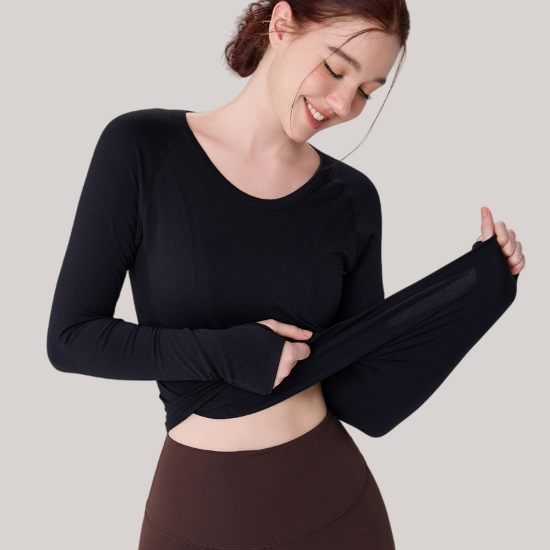 Moterų jogos marškinėliai su ilgu rankovėmis, kvėpuojanti medžiaga, nailonas+spandeksas, aptakus siluetas, klubų ilgis