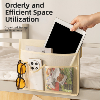 Pakabinamas audinių laikymo organizatorius, kubo formos, nepluoštinis audinys, kvėpuojantis, vidaus naudojimui bendrabutyje, šiuolaikiškas minimalistinis stilius.