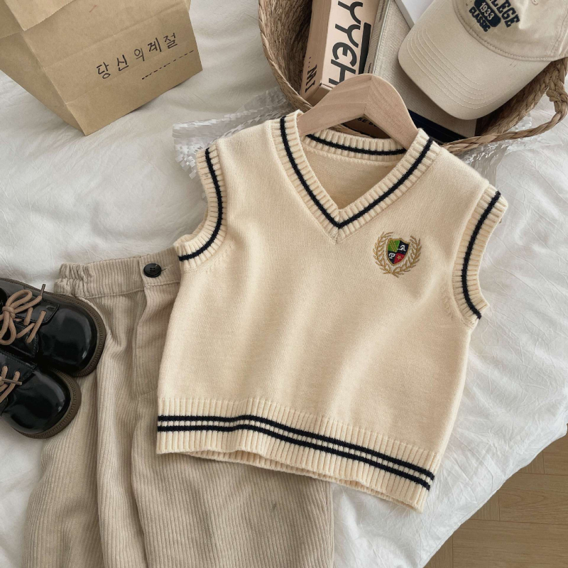 Vaikų megzta be rankovių liemenė, Korėjiečio stiliaus, V formos kaklas, 55% akrilo megzti, skirta 3–8 metų vaikams