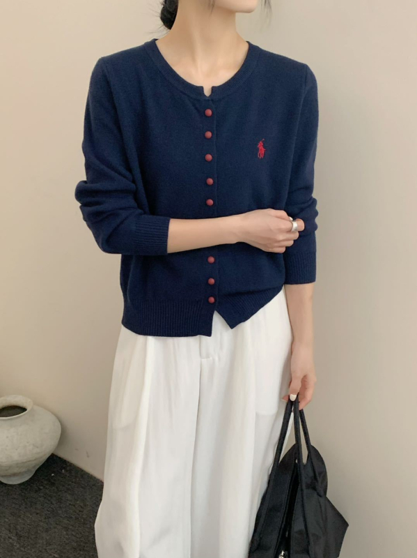 Γυναικείος πλεκτός καρντιγκάν — χαλαρή γραμμή, μακριά μανίκια, στρογγυλή λαιμόκοψη, ζωικό μοτίβο, μέτριο πάχος, ύφασμα από μίγμα βισκόζης και πολυεστέρα, φθινόπωρο 2025