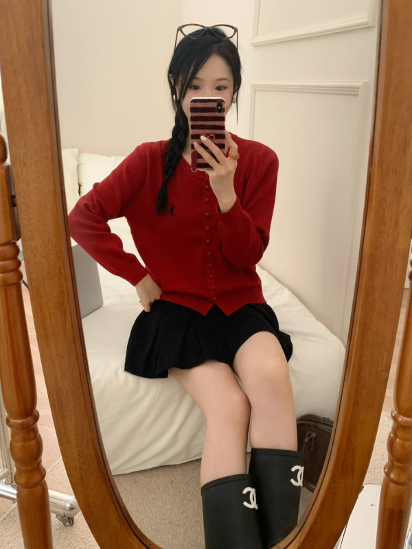 Γυναικείος πλεκτός καρντιγκάν — χαλαρή γραμμή, μακριά μανίκια, στρογγυλή λαιμόκοψη, ζωικό μοτίβο, μέτριο πάχος, ύφασμα από μίγμα βισκόζης και πολυεστέρα, φθινόπωρο 2025