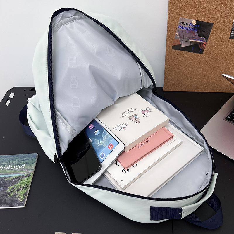 Uniszex nejlon hátizsák, vízálló, 20–35 L kapacitás, 16 hüvelykes laptop kompatibilis, görbült vállpántok, szabadidős utazásokhoz, 2025 téli megjelenés