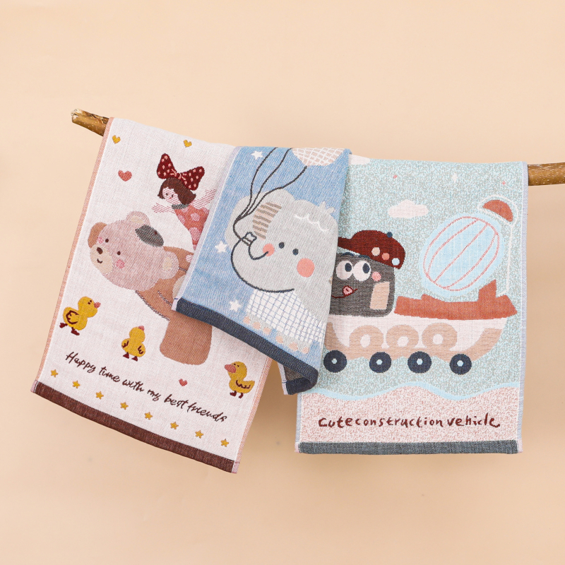 Keturių sluoksnių medvilninis vaikų rankšluostis, animacinių filmų serija, 50 g, daugiasluoksnė siūlų pynė, Jacquard audinys, logotipo atspausdinimas galimas