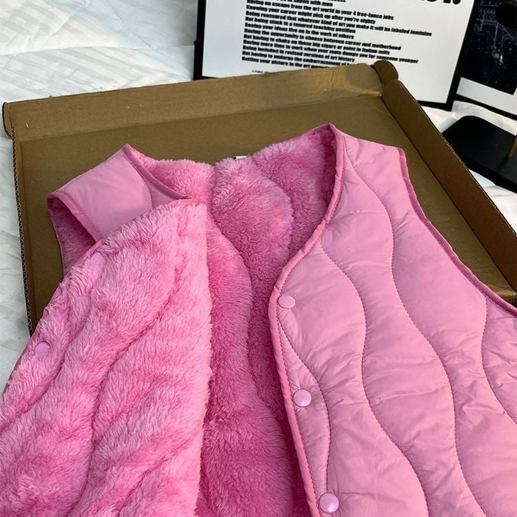 Γυναικείο κοντό γιλέκο χωρίς μανίκια, εφαρμοστό, με φλίς επένδυση, ύφασμα ρεϊόν-μάλλι προβάτου