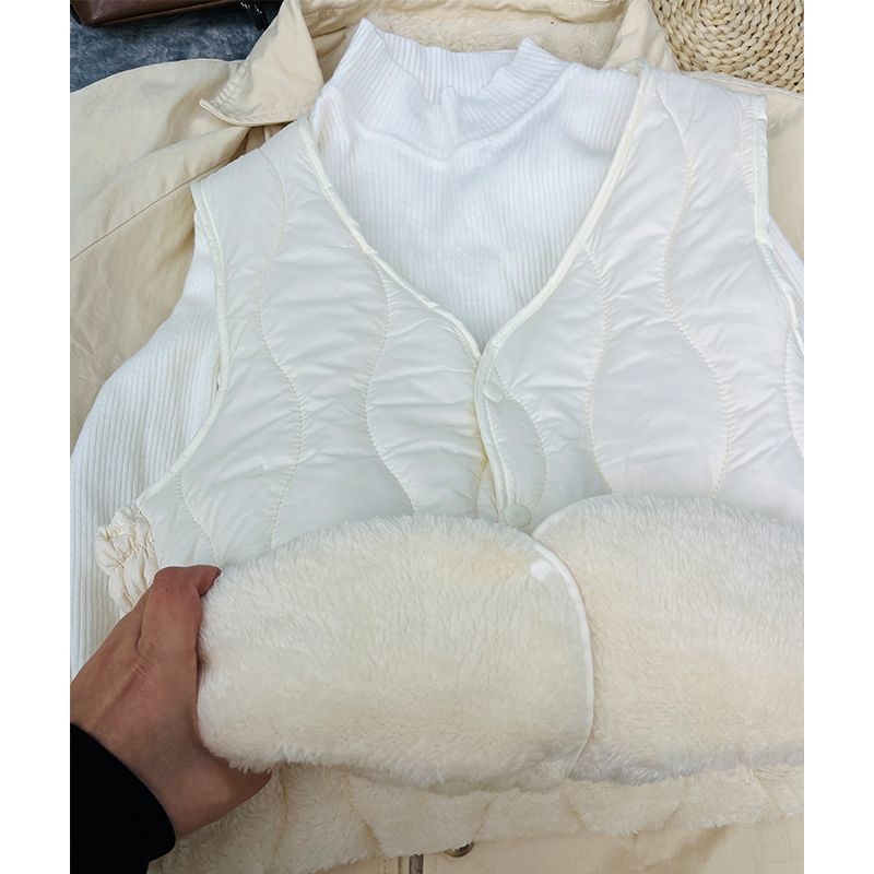 Γυναικείο κοντό γιλέκο χωρίς μανίκια, εφαρμοστό, με φλίς επένδυση, ύφασμα ρεϊόν-μάλλι προβάτου