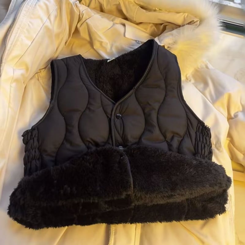 Γυναικείο κοντό γιλέκο χωρίς μανίκια, εφαρμοστό, με φλίς επένδυση, ύφασμα ρεϊόν-μάλλι προβάτου