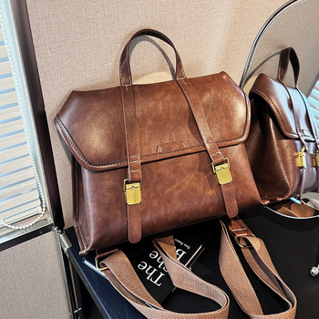 Moteriška kuprinė koledžo stiliaus su britišku dizainu, didelis talpos — PU medžiaga, 2025 metų pavasaris, be pamušalo, dengtas uždarymas, vidinė telefono kišenė