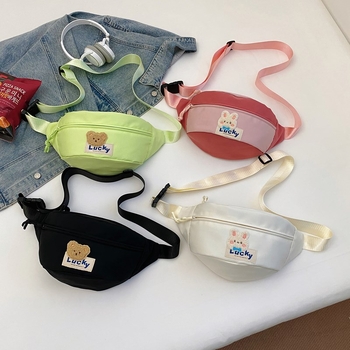 Crossbody rankinė miesto stiliuje, Oxford audinys, 2023 vasara, užtrauktuko uždarymas