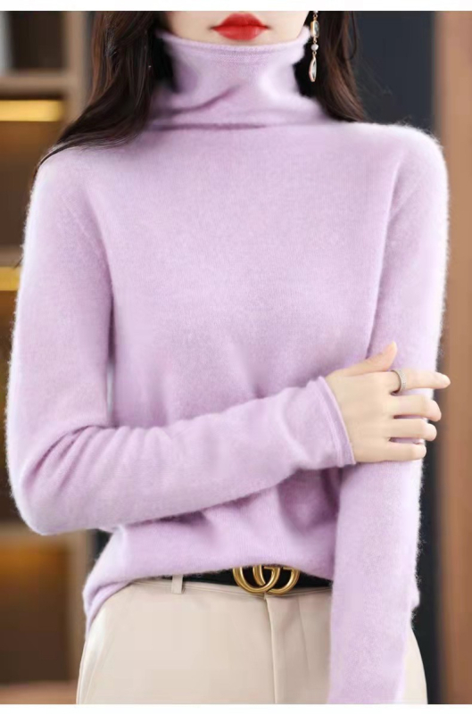 Moterinis vilnos megztinis su suktu aukštu kaklu, ilgos rankovės, įprastas kirpimas, įprastas ilgis