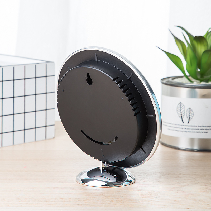 Термометър за вътрешна и външна температура и влажност – настолен или за окачване