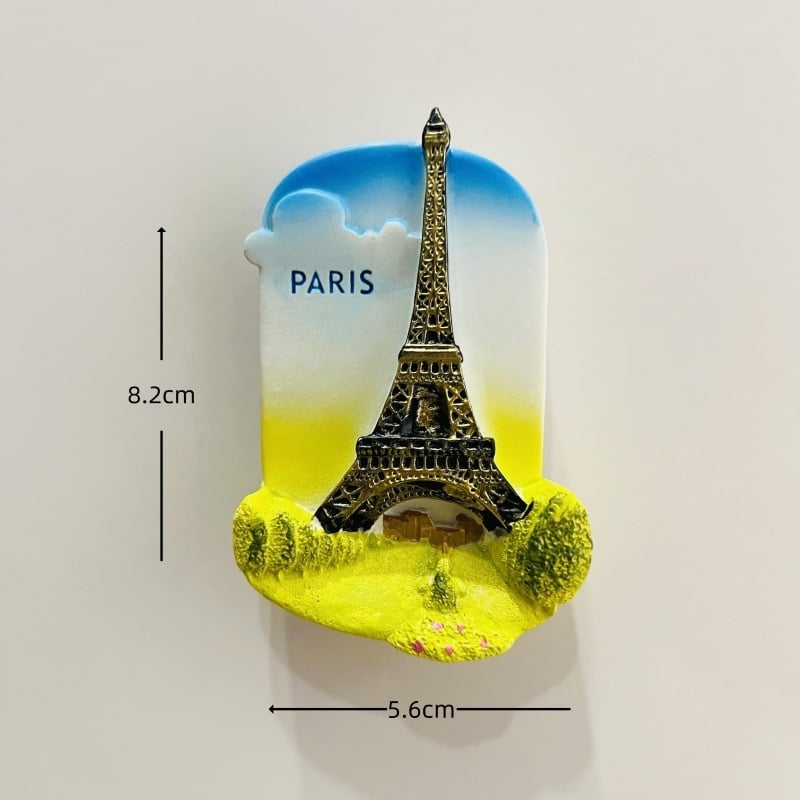 Pariis, Prantsusmaa: Arc de Triomphe, Notre Dame'i katedraal, Eiffeli torni turistide suveniirid, baguette kaunistused, külmkapimagnetid