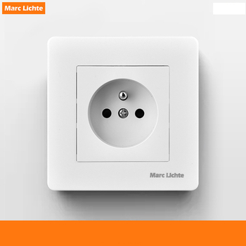 Πρίζα τοίχου USB 5 οπών 13A Βρετανικού προτύπου, πολλαπλών λειτουργιών, διεθνούς προτύπου, πίνακας έκδοσης Χονγκ Κονγκ και Μακάο με διακόπτη