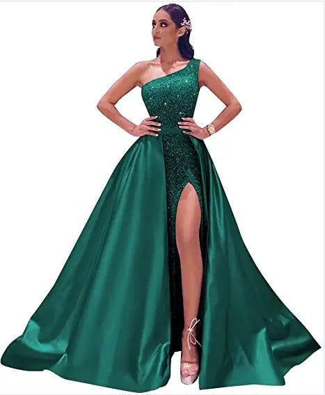 Večernja haljina bez naramenica, s prorezom i otvorenim leđima; tkanina: poliester s elastanom i regenerirana vlakna celuloze; batik postupak