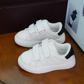 Детски спортни обувки с мека подметка, дишаща горна част от синтетична кожа, PVC подметка, противохлъзгаща подметка, велкро закопчаване