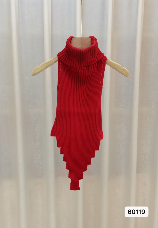 Varrukateta kootud top kõrge kaelusega naistele, kitsas lõige, lühike pikkus, polüester