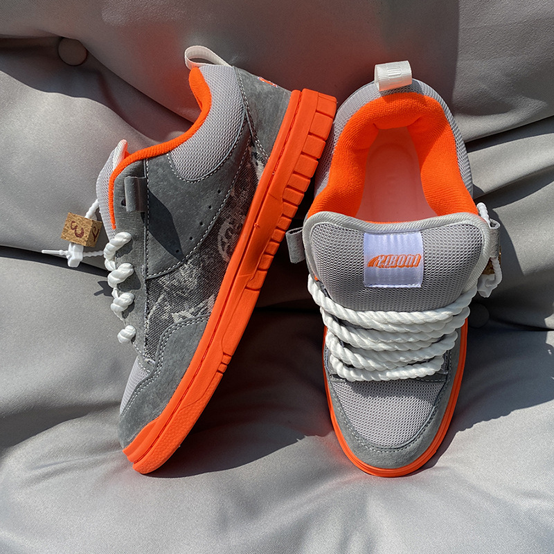 Унисекс ежедневни скейт обувки с кръгъл нос, горна част от супер влакна, гумена подметка, връзки.