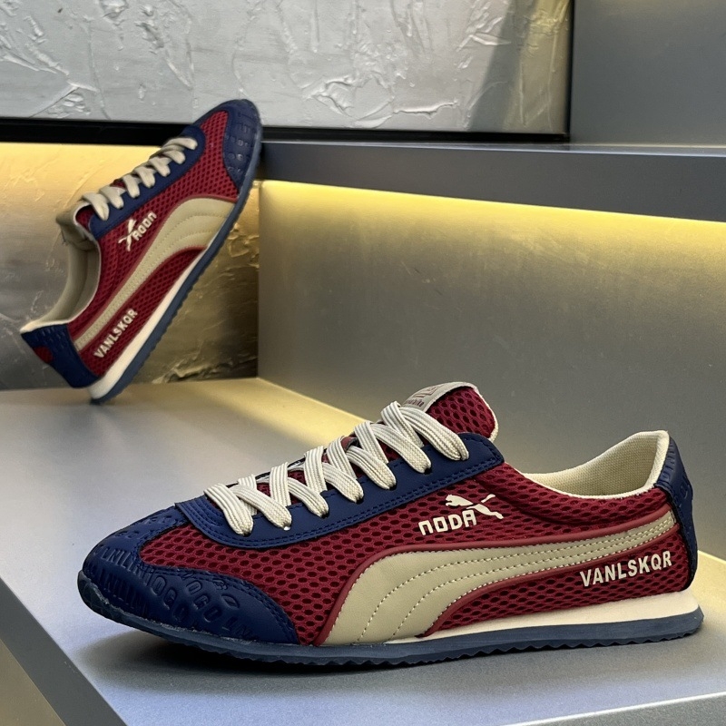 Férfi sportcipő mesh felsőrésszel, kerek orrú, fűzős, alacsony profilú, injection-molded talp