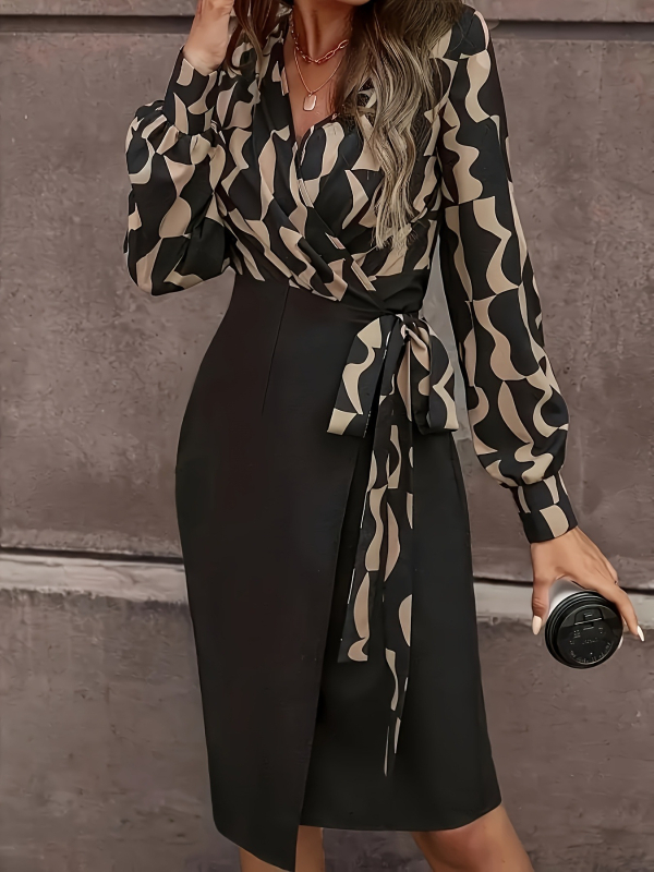 Дамска рокля с дълги ръкави, V-образно деколте, рисунка райета/каре, полиестер с еластан, принцес силует