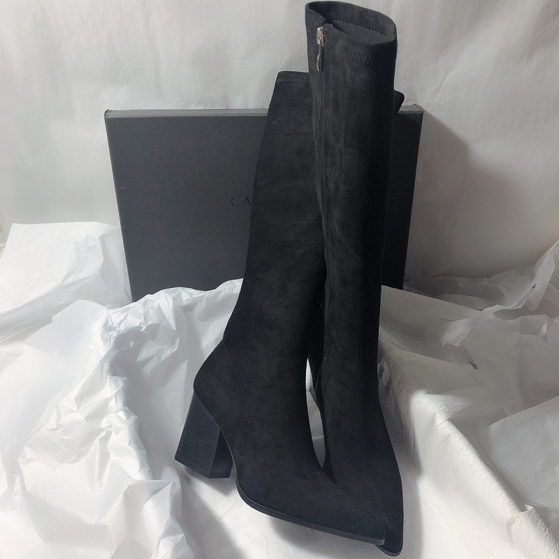 Rüütli saapad põlveni, külje tõmblukk, nubukust ülaosa, terav varvas, 3–5 cm konts