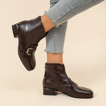 Дамски къси ботуши в британски стил, кръгъл нос, плосък ток, горна част от супер влакна, пластмасова подметка, подплата от имитационна кожа