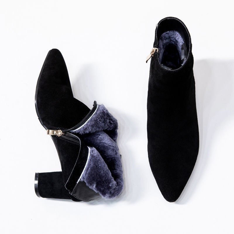 Dámske členkové čižmy z matnej kože, ostrá špička, stredný podpätok 3–5 cm, podšité fleecovou výstelkou a kašmírovou vložkou