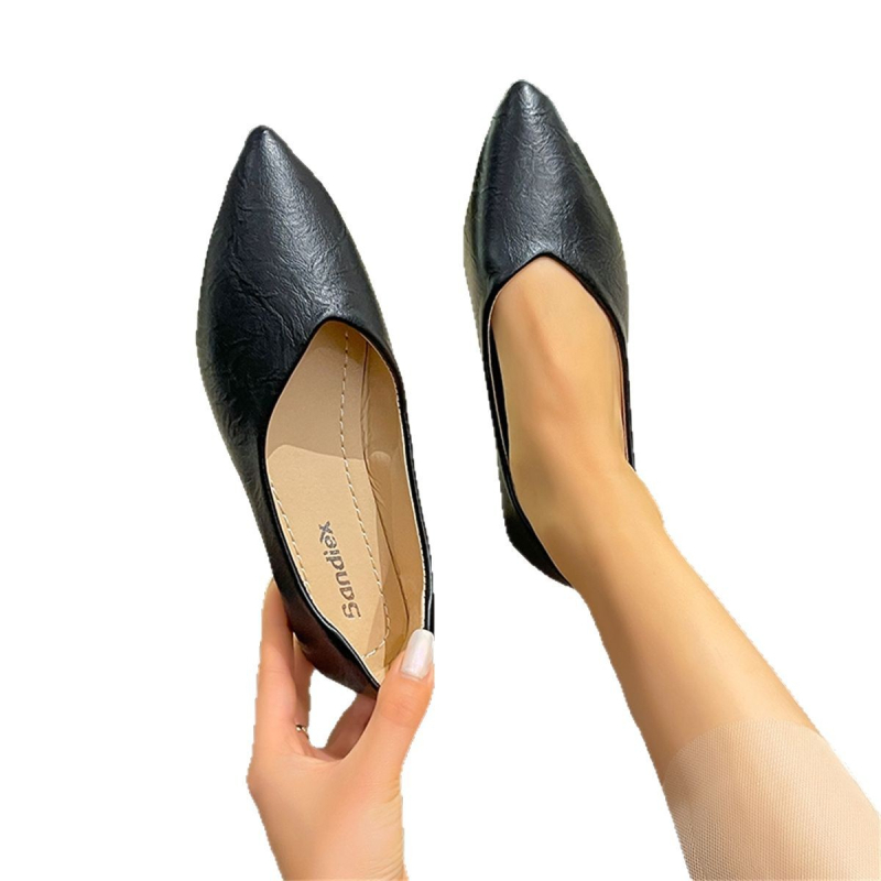 Naiste plokksed jalatsid terava ninaga, PU pealne, kummist tald, madal kand 1–3 cm, slip-on