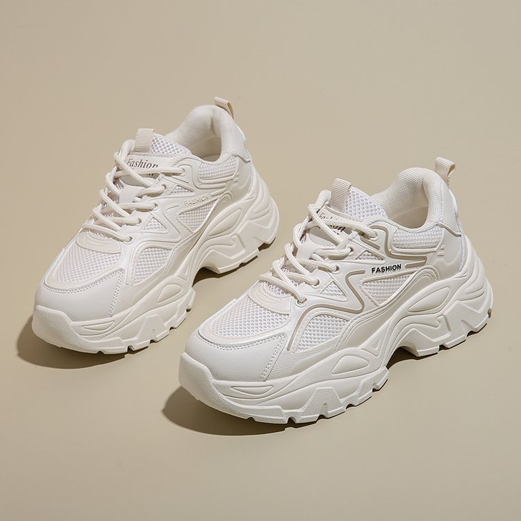 Дамски chunky dad sneakers с PU горна част, 3–5 см повишение на височината, връзки, гумена подметка с инжекционно формована технология.