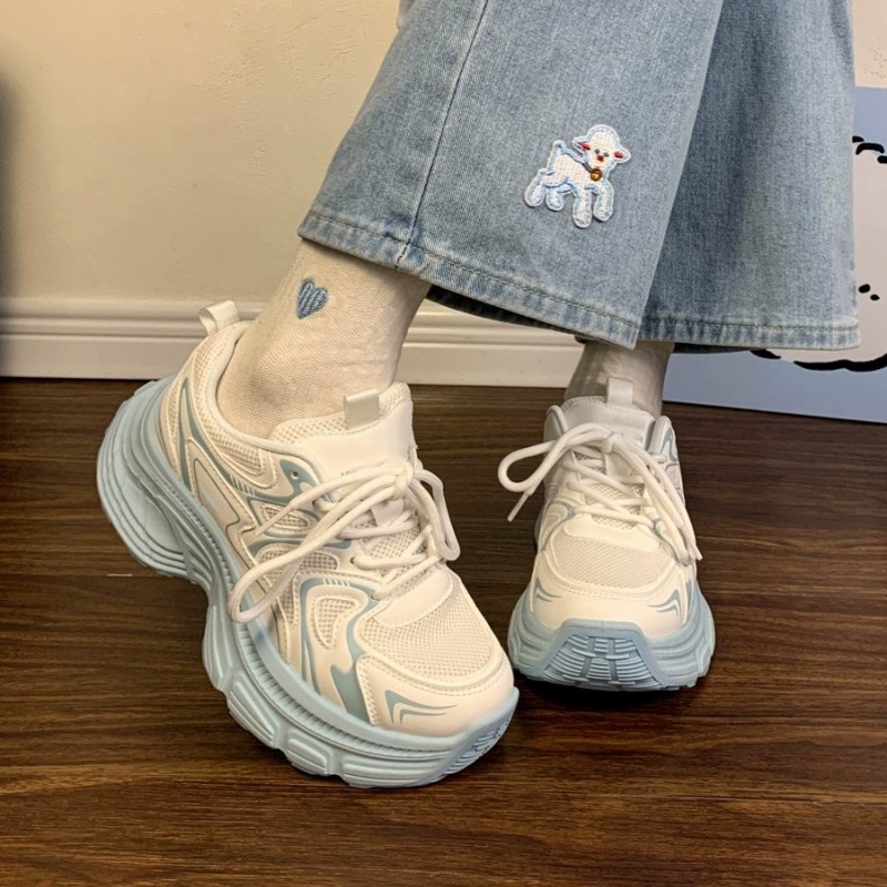 Спортни обувки за свободно време - мрежеста горна част, връзки, 3–5 см ток, PU стелка, гумена подметка