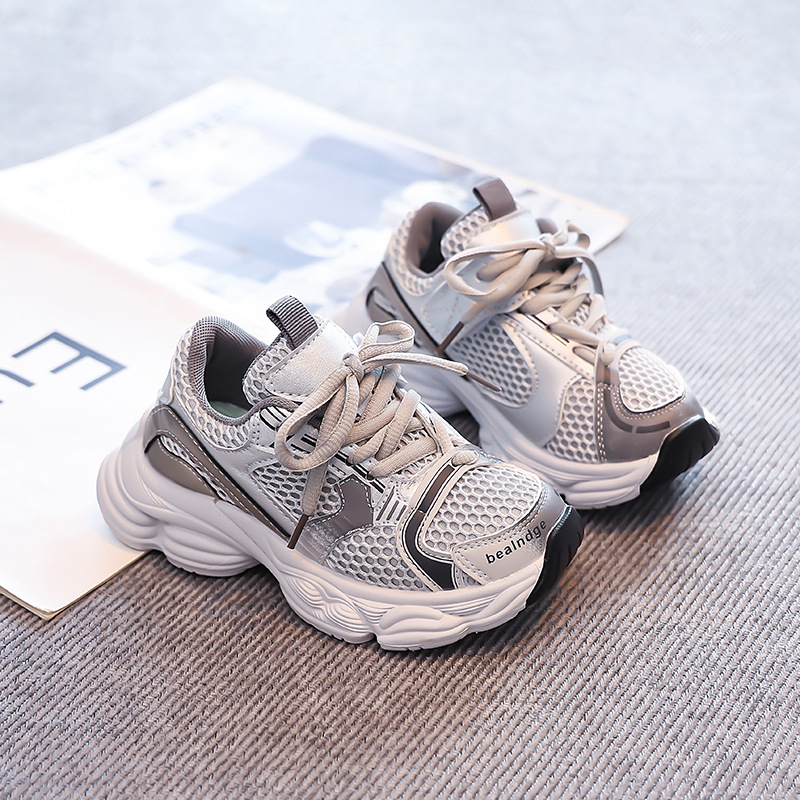 Детски спортни обувки за момичета с лепенка, горна част от супер влакна, гумена подметка, подходящи за пролет-лято-есен