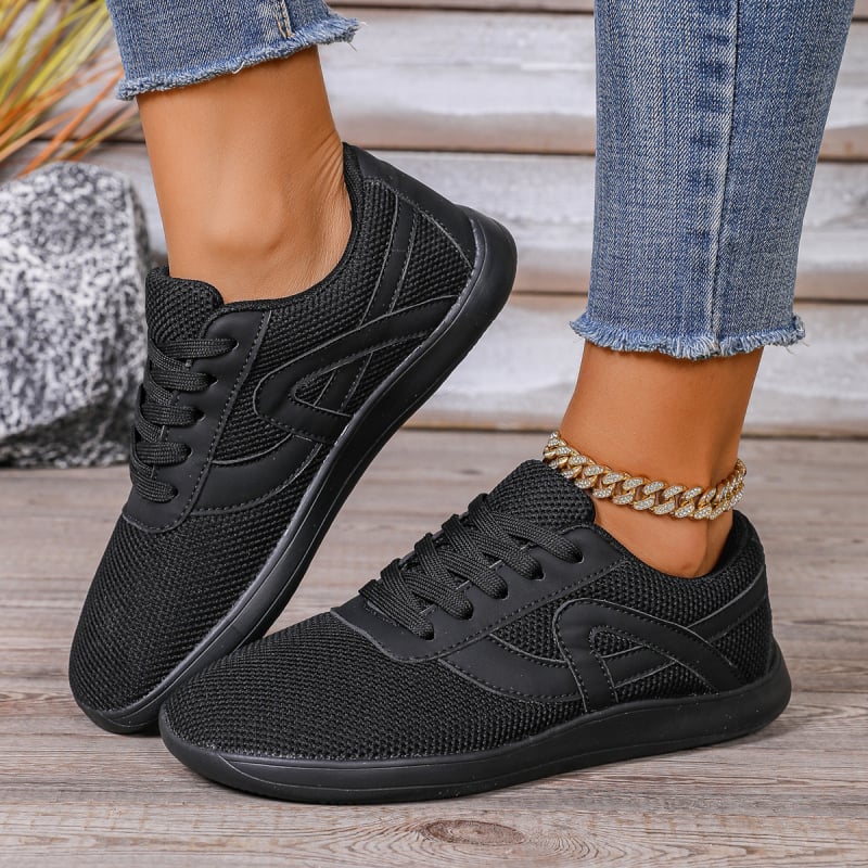 Женски спортни обувки с мрежеста горна част, дишащи, нисък профил с връзки, за широки крака