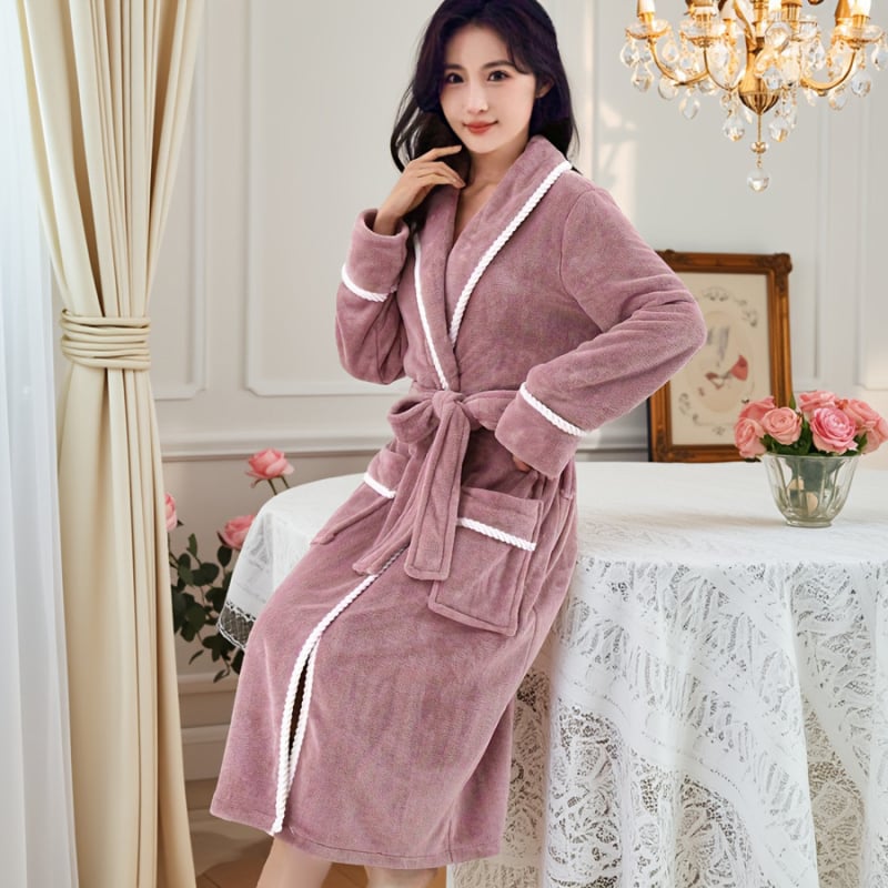 Халат за баня с дантелено ананасово каре, дълъг ръкав, полиестерен флийс, 90% полиестер