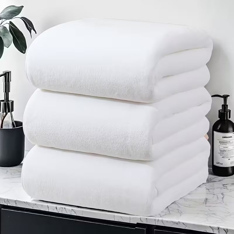 Комплект от три хавлии за баня и плаж – корална плюш, прежда 150D, подгъване и плоска тъкане, възможност за персонализирано лого