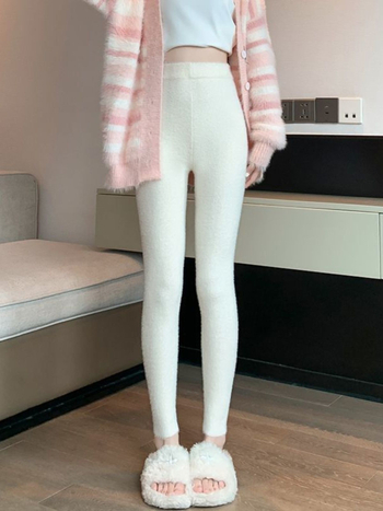 Дънки – скини кройка, полиестерна материя с еластан, градски стил, пролет 2025