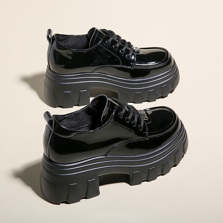 Дамски обувки с дебела подметка, PU горна част, кръгла носова част, нисък ток, гумена подметка, височина на тока 3–5 см