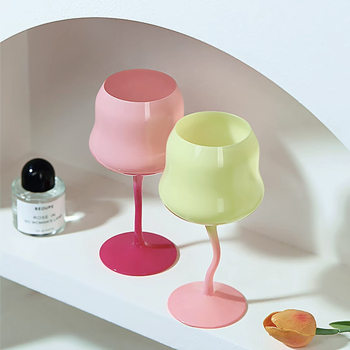 Винена чаша в стил Macaron със змийски дизайн и силует вдъхновен от облаци (кристален материал; 120 g; 1 бр.)