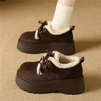 Γυναικεία χειμερινά παπούτσια με πλατφόρμα, βελούρι, εσωτερική επένδυση από συνθετικό κοντό γούννα, PU σόλα, ύψος πλατφόρμας 6–8 εκ, κορδόνια