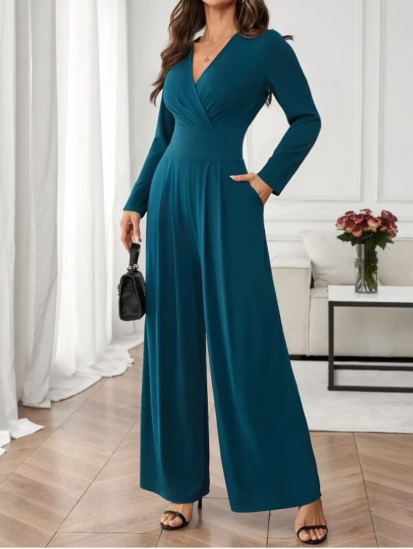 Elegáns overál poliészterből, magas derekú, hosszú ujjú, széles lábú fazon — ősz 2025