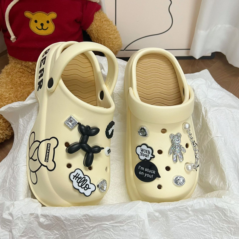 Женски сандали с дупки – PVC горна част, EVA подметка, дебела 6 см, неплъзгащи се и дишащи