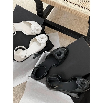 Сандали с една презрамка, горна част от супер влакна, подметка от гума, плосък ток, каишка за глезена