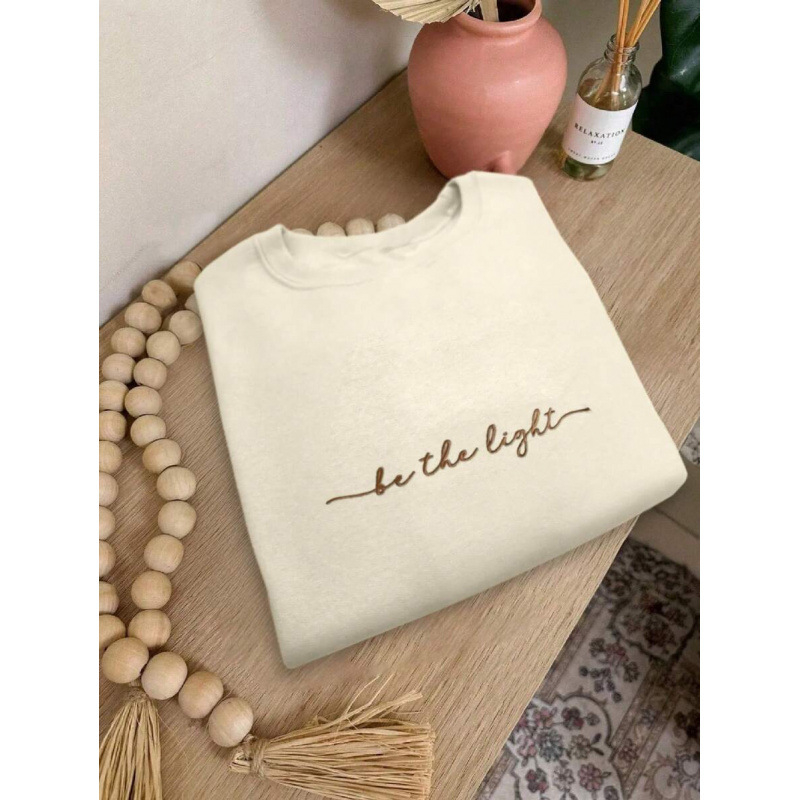 Т-шърт с кръгло деколте, средни ръкави, свободен силует, текстов принт