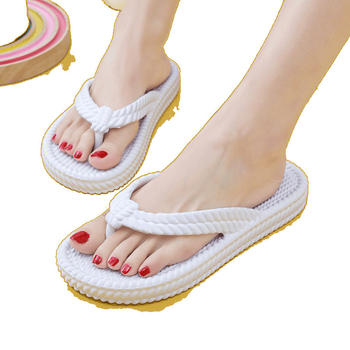 Odrasle EVA sandale s EVA gornjim dijelom i EVA potplatom – lagane, protuklizne, otporne na habanje.