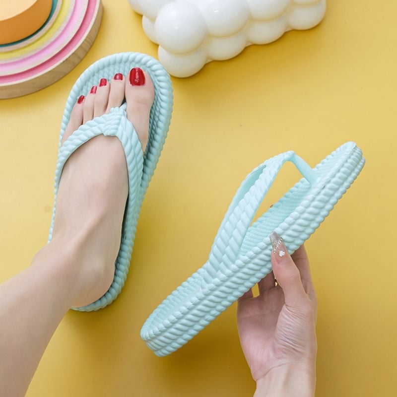 Odrasle EVA sandale s EVA gornjim dijelom i EVA potplatom – lagane, protuklizne, otporne na habanje.