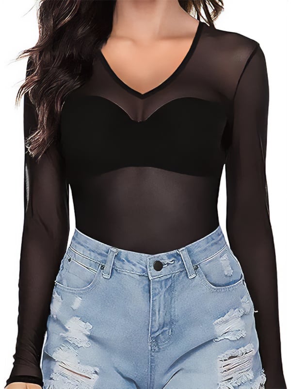 Дамски топ от мрежеста тъкан, прилепнал силует, полиестер и еластан, едноцветен модел, V-образно деколте.