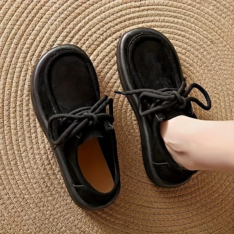 Ženski mule s gornjim dijelom od rafije, prugasti uzorak, visina potpetice 0–1 cm, proljetna obuća