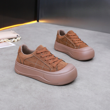 Ženske tenisice s debelim potplatom za povećanje visine, gornji dio od umjetnog pliša, gumena potplata, vezanje, vulkanizirane svakodnevne tenisice za proljeće